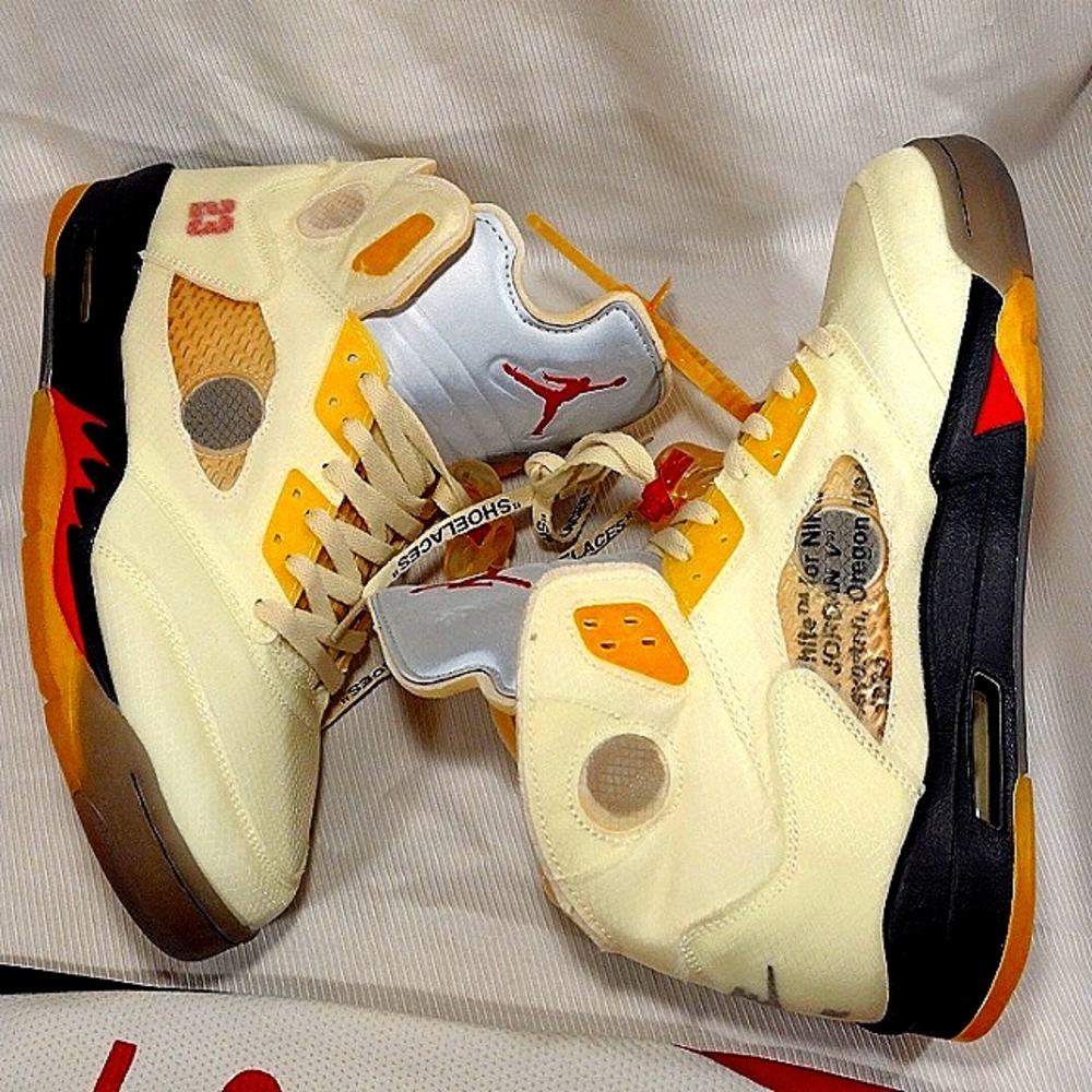 XXXSOLDXXXXAir Jordan 5 Retro X Off White Sail Sneakers - Picture 4 of 16